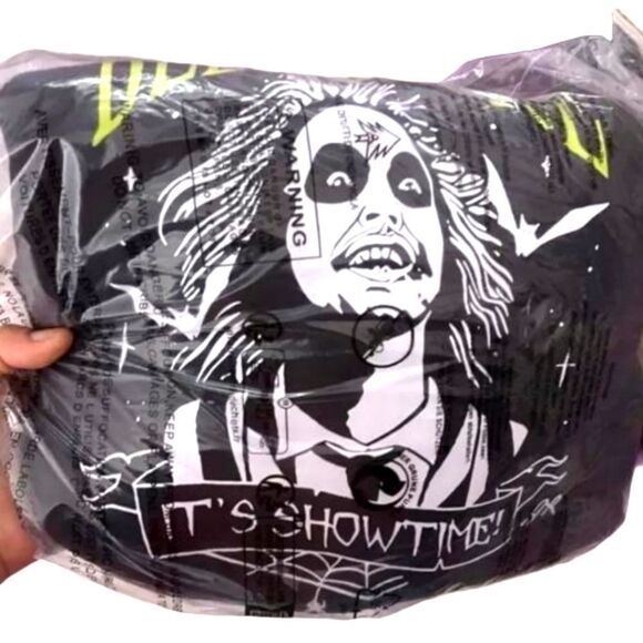 Graphic sweatshirt sz XL - Picture 3 of 3